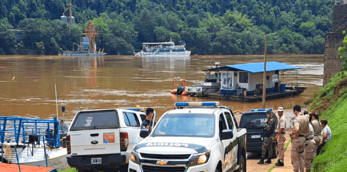 Rescatan cuerpo de un hombre que se arrojó del puente Tancredo Neves en Iguazú